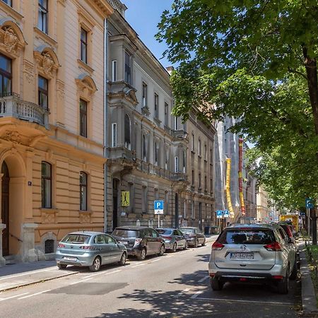 Cozy And Bright 1Bdr Apartment In The City Center! Zagreb Buitenkant foto
